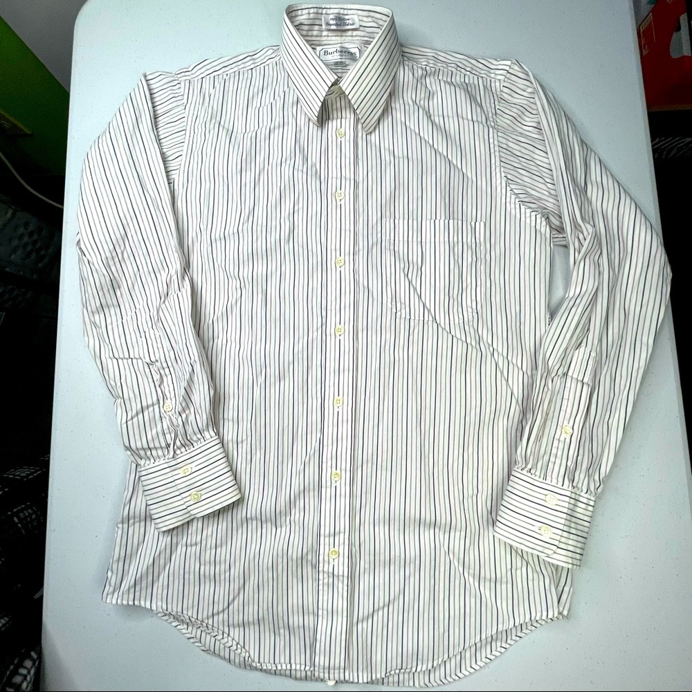 Burberry of London Mens 15/33 Stripped Button Up Shirt